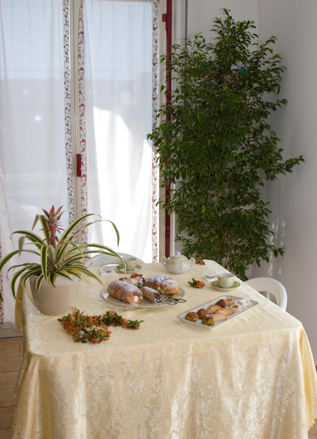 B&B Spiaggia Di Ponente Scicli Luaran gambar