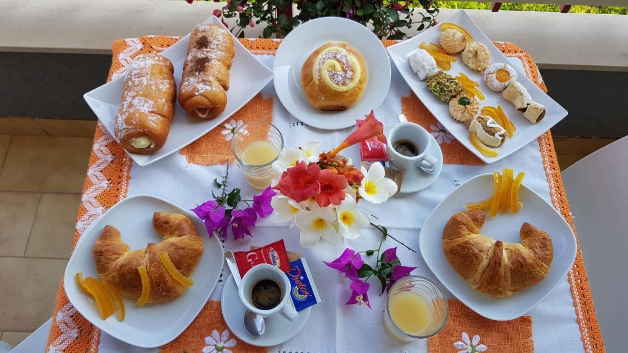 B&B Spiaggia Di Ponente Scicli Luaran gambar