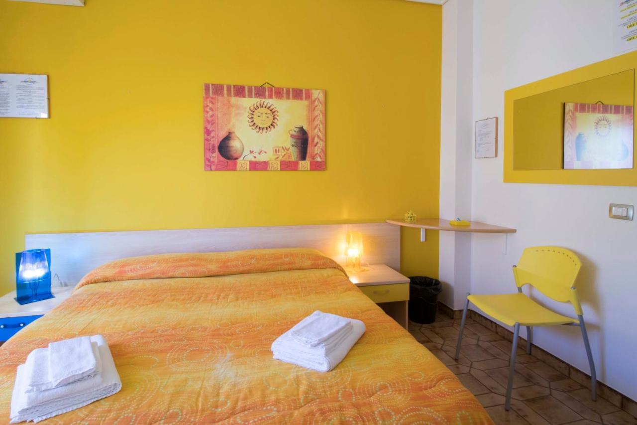 B&B Spiaggia Di Ponente Scicli Luaran gambar