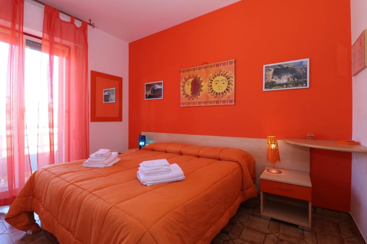 B&B Spiaggia Di Ponente Scicli Luaran gambar