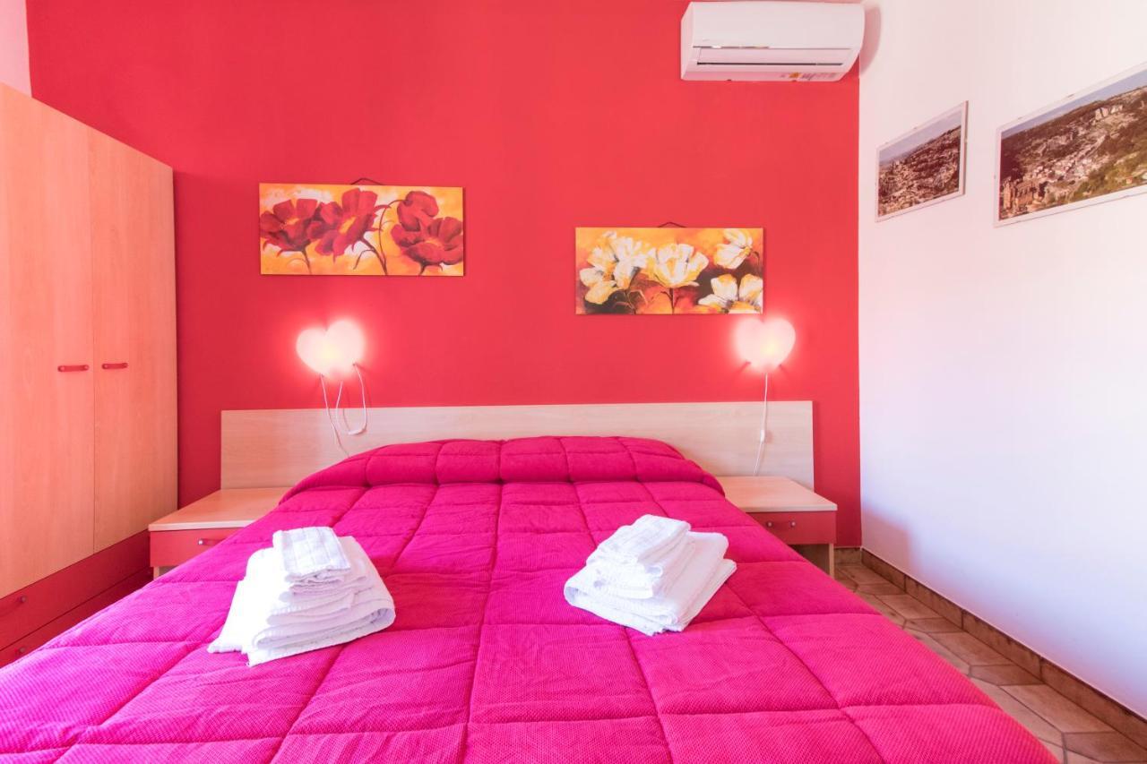B&B Spiaggia Di Ponente Scicli Luaran gambar